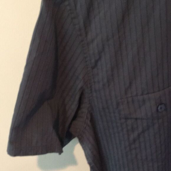 Men's M Calvin Klein button down shirt - Picture 4 of 6